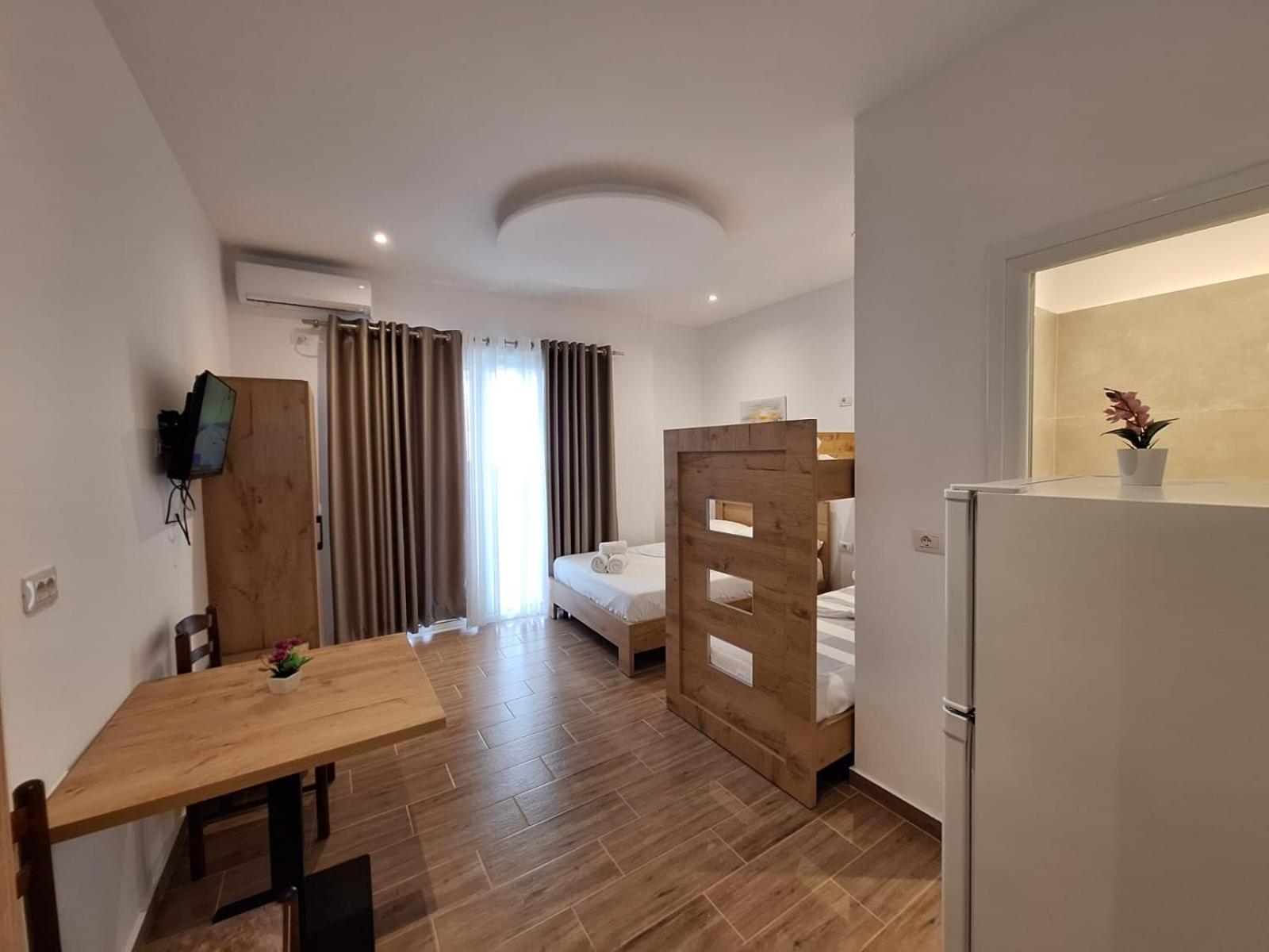 Xuxi Apartments Lukova Kültér fotó